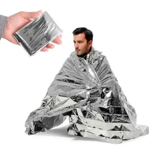 Emergency Thermal Blanket – Foil Mylar Survival Blanket for Outdoor Camping, First Aid & Rescue (1–10 PCS) - Image 3